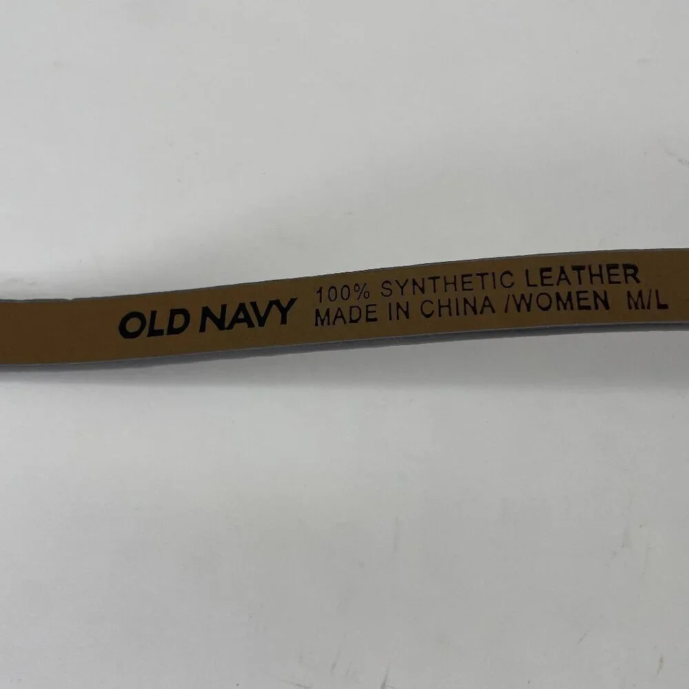 Old Navy features old
